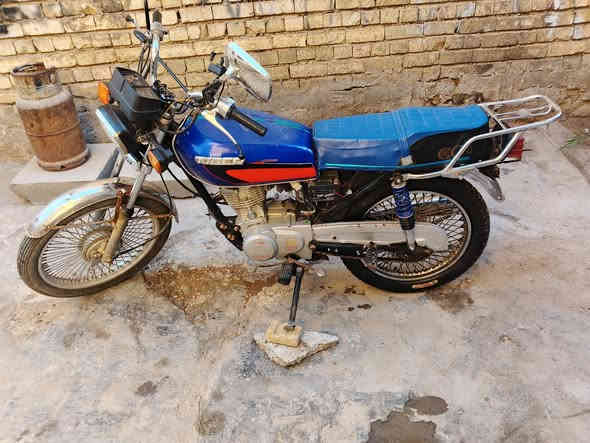 السلام عليكم دراجه اربعه كير مديل 2019 اوراق كامله مابيه اي نقص فقط باتري السعر 350 وبيهة مجال ‏‪***********‬‏ وتساب مكاني بغداد الحريه ونوع الدراجه تايكر
