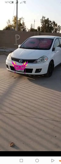 نيسان فيرسا • ٢٠١٠ • ماشي ٢٠٩٣٠٠