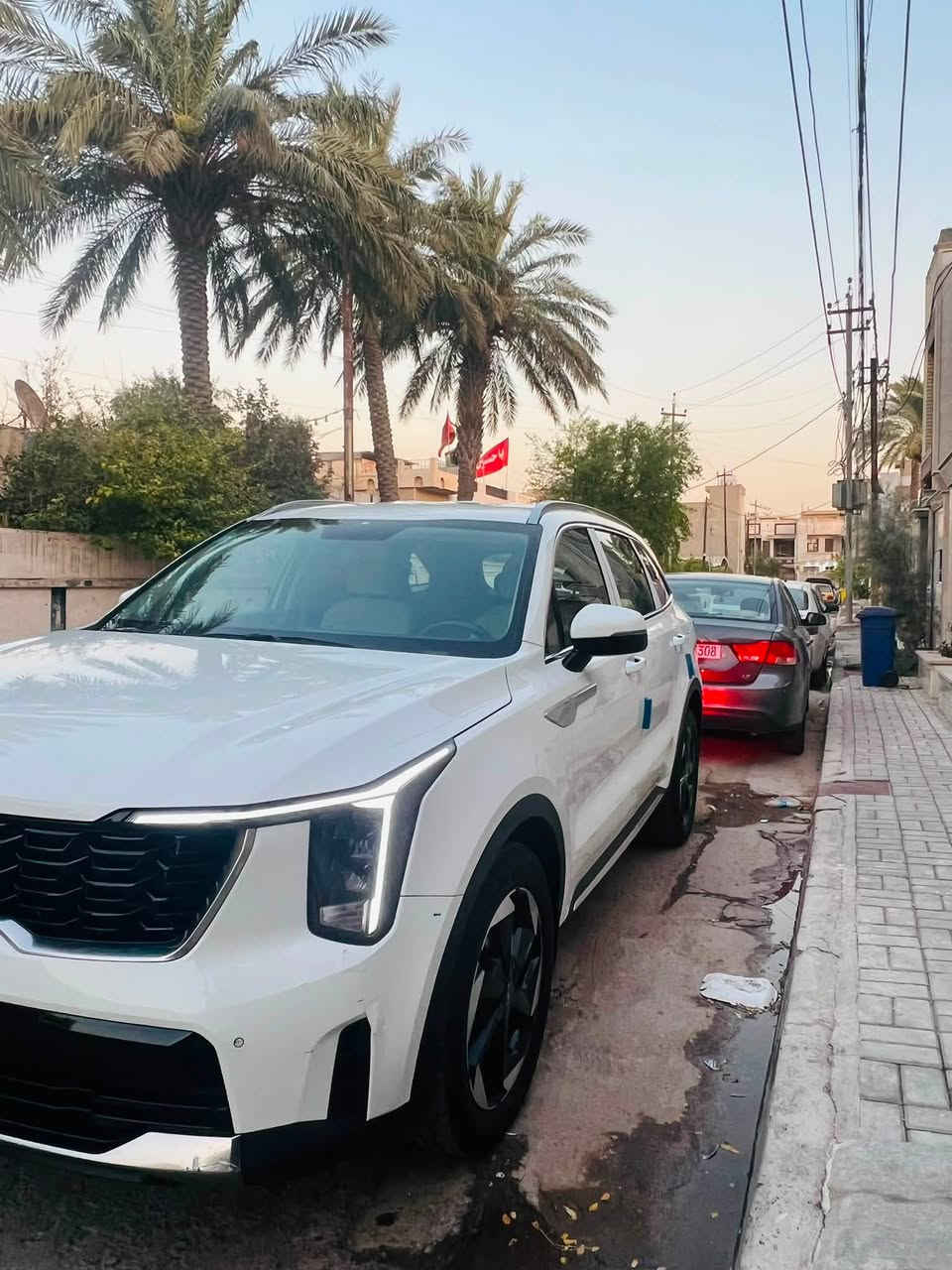 السعر ٢٧٣ ورقه
السلام عليكم للبيع سورنتو ٢٠٢٤ السياره ضمان الدولي ٥ سنوات أو ١٠٠ الف كيلو  السياره جديده أخت الزيرو ماشيه اربعينات مكفوله من الصبغ ولبارد ولتبديل ولحار بيه ملاحضات بسيطه مواصفات السياره  كير ماوس كشنات السياره كله كهرباء حساسات اماميه وخلفيه تشغيل عن بعد 7راكب لدات ٦٤ لون ترحيب لد ٣ قطع تبريد بردات خلفيه بلاديه بصمه ويل ١٩ جام اوتو رقم بغداد نكليزي وبعد بيه وهواي مواصفات مكاني بغداد الرصاافه السعر ٢٧٣ وبيه مجال بصيط الهاتف ***********
