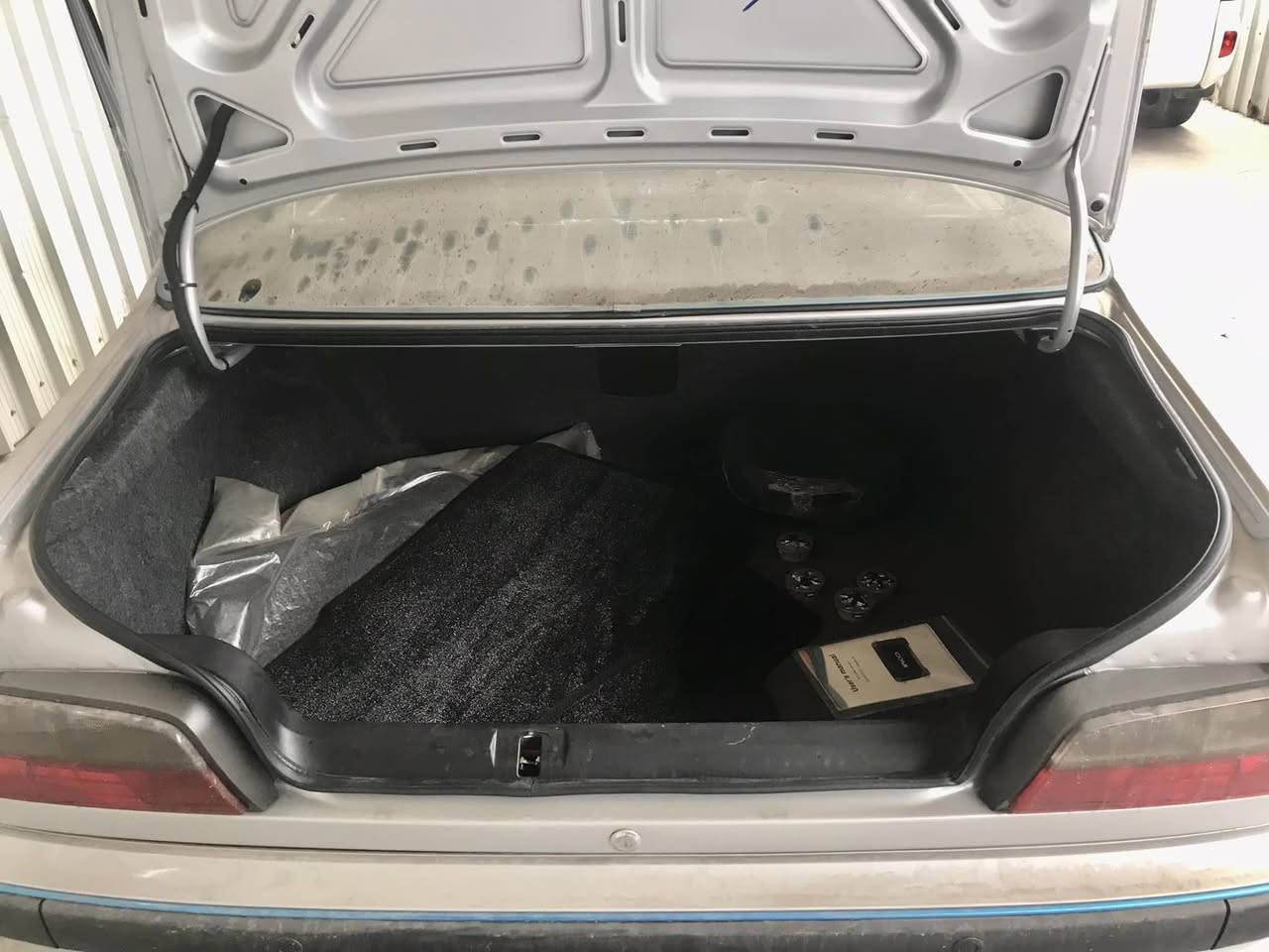 بيجو بارص 2025 للبيع سيارة زيرو صفر كيلو متر سيارة حره رقم بغداد سنويه وهزه جديده باسمي تحويل مباشر سيارة بعده بضمان شركة *********** مكاني بغداد شراي يتصل
