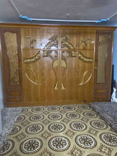 السلام عليكم غرفة نوم للبيع للمكان بغداد كفاءات السيدية رقمي ***********
