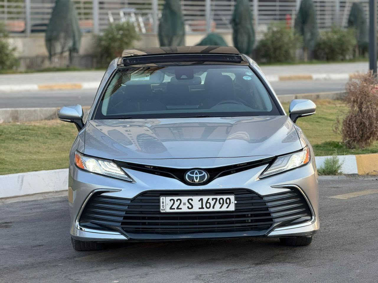 السلام عليكم
كامري موديل 2023  مواصفات XLE 
تجي فول 1/1  للاخير بنوراما السيارة
مرقمة اربيل هزة وفحص وترقيم جديد السيارة تحويل للمشتري مباشر 
السيارة وارد امريكي ضررها هلال وباب خلف السايق وطخة بتكمه من فوك بسيطة + تصليح بالصندوك بدون دواخل  عالفحص شواصي مكفوله . البجم كبس بلادي بوضع الشركة
ايرباك فقط البردة والباقي كلة سليم 
مواصفات XLE ًمعروفة فول الفول
--
سعرها  188   ورقة / 
بغداد المنصور  مكان السيارةً
***********   
واتساب متوفر او الاتصال عالرقم
