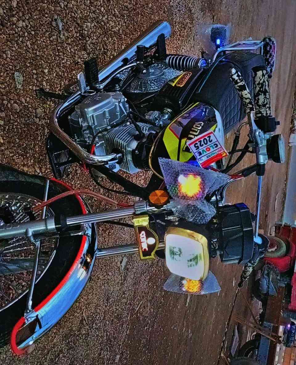 للبيع دراجه سونلك24  اربعه كير
دشبول اكتروني من ضمنه امبيثري 
 مكفوله بعده عله وضع الشركه 
 ماشيه 3000

للتواصل (***********)
