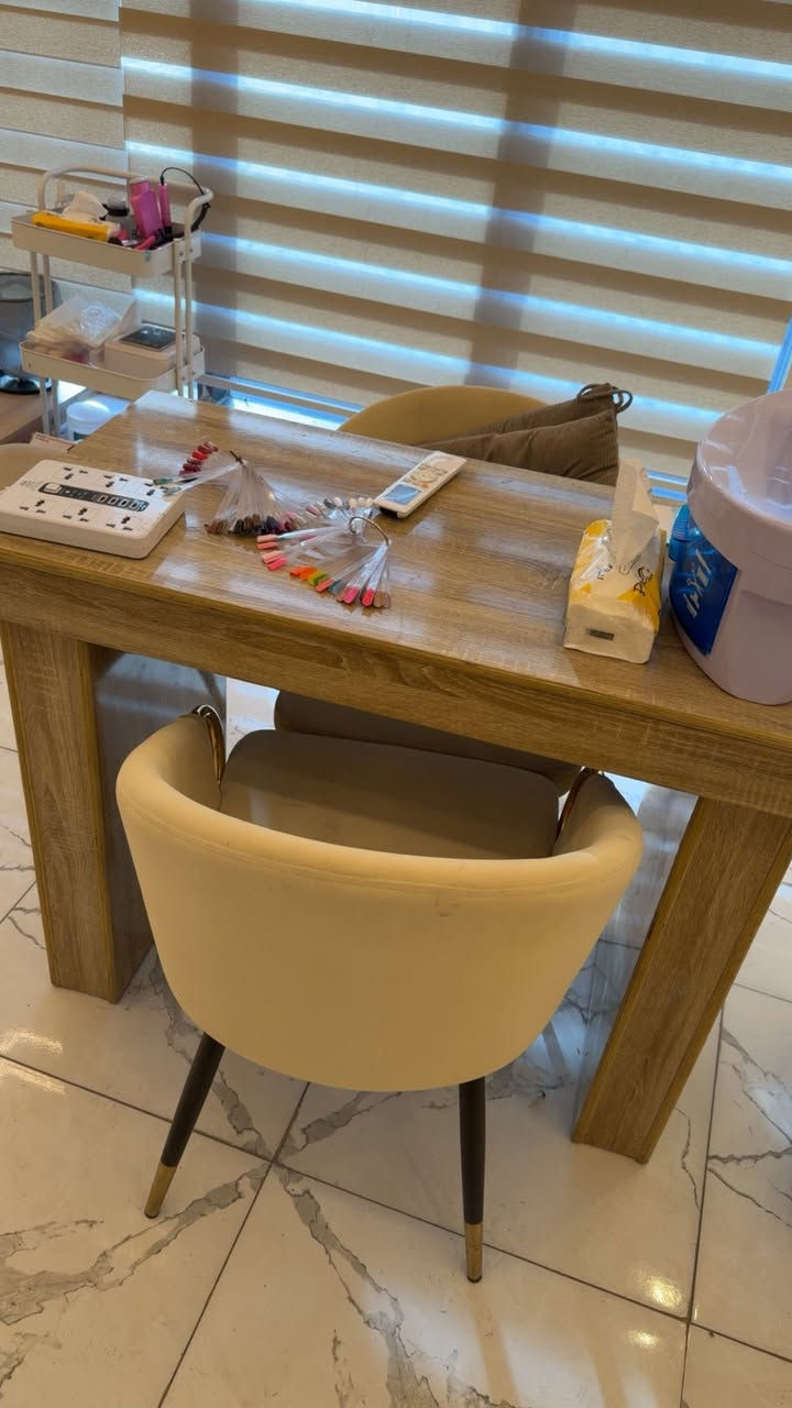 السلام عليكم  عندي غراض للبيع


**إذا كنت صاحب هذا الإعلان وتريد حذفه لأي سبب، رجاءا أرسل رسالة إلى الدعم الفني**