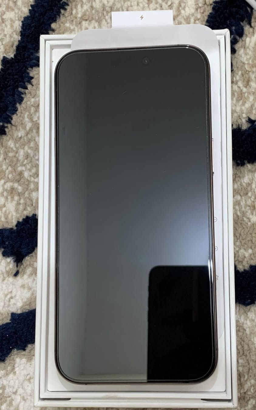 السلام عليكم
للبيع ايفون (16 برو ماكس)(شرق أوسط) (ضمان ماستر).      (256 ذاكره) (لون ذهبي) (بطارية 100) عدد دورات (85) 
الجهاز جداً نضيف بمعنى الكلمه السعر (1600) ا(لمكان البصرة) للتواصل Mahdi Us
اذا موجود 17 برو ماكس استبدال او للبيع راسلني عالخاص


**إذا كنت صاحب هذا الإعلان وتريد حذفه لأي سبب، رجاءا أرسل رسالة إلى الدعم الفني**