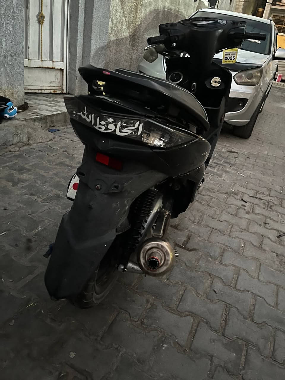 سلام عليكم
سكنس لد او مراوس حسب القناعة 
مكينه 58.5 والكرنك كذالك رياضي 
صدرها كامل رياضي مثل مموضح 
ملاحظة / صرنصه مو وياها موجودة البلادية مالتها كهربائياتها كلهن شغاله اب نقص مبيها فقط قبق كلجات مابيها 
مكاني بغداد الحرية ثانية 
للتواصل واتساب فقط 
***********

 مو شراي لا تعبني وياك أعبر المنشور
