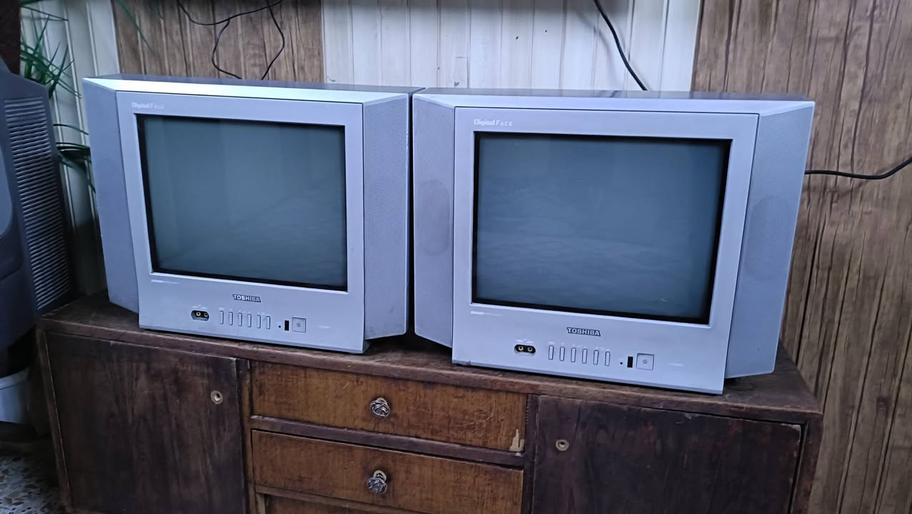 سلام عليكم  قطعتين  توشيبا. حجم 14فلاترون مع ريمونت غير مستخدم. صورة وصوت ظمان سعر قفل 35 الف


**إذا كنت صاحب هذا الإعلان وتريد حذفه لأي سبب، رجاءا أرسل رسالة إلى الدعم الفني**