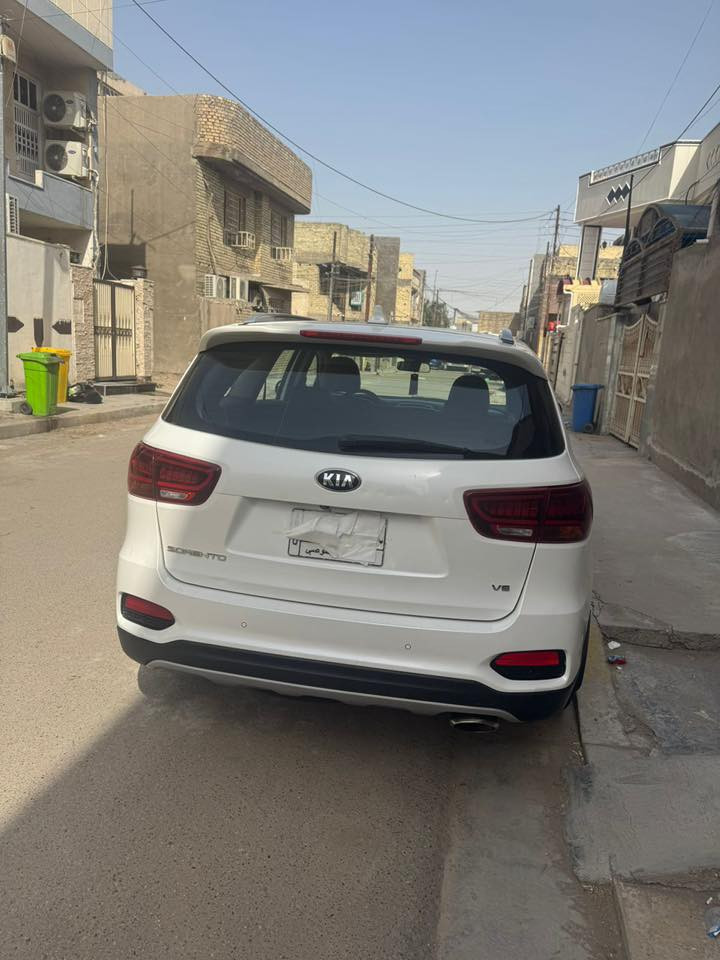 السلام عليكم
سورنتو خليجي فول الفول موديل 2019 للبيع
🔹 مكفولة كفالة عامة من الصبغ والتبديل
🔹 مواصفات كويتية
🔹 6 سلندر
🔹 ماشية 95 ألف كم حقيقي ضمان
🔹 بانوراما
🔹 فور ويل (دفع رباعي)
🔹 كشنات كهرباء
🔹 نافيكيشن + أريل
🔹 تبريد وتدفئة كشن
🔹 سايد بريك كهرباء
🔹 أوتو هولد
🔹 4 كاميرات 360°
🔹 حساسات أمامية وخلفية
🔹 باقي المواصفات المعروفة

📍 المكان: بغداد
❗ غير متواجد على فيسبوك

📞 للتفاصيل الاتصال:
0771 326 7206

💰 السعر: 280
