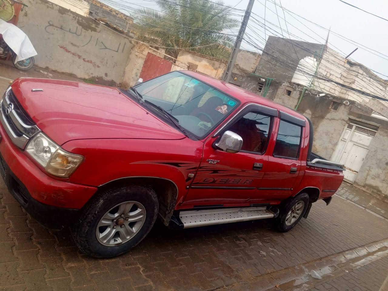 سلام عليكم للبيع دير 2012 رقم قادسيه سنويا جديده مداور ثاني يوم محرك كير شرط حداديه جديده كلش كهربائيات شغاله تخم تاير جديد مكفولة من الضربه والتبديل 
سياره جاهزه مال جناي  
مكان السياره النجف الأشرف 
***********
السعر 48 
ترهم مراوس حسب القناعه
