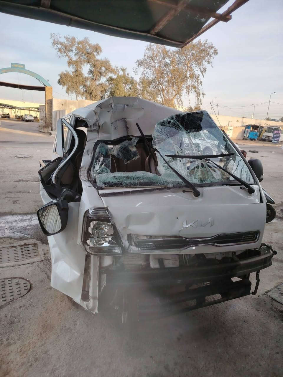 قبل وبعد اياد شمري سمكرة كافه انواع سيارات شارع شيخ عمر شارع كيا  ***********  ***********
