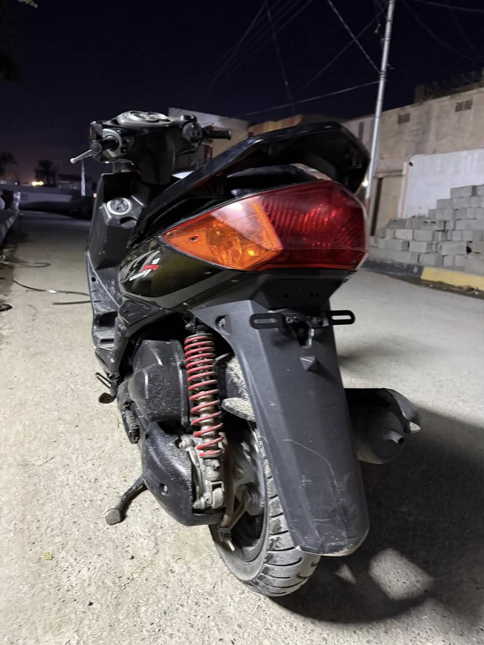 سلام عليكم دراجة سكنس الدراجة جديدة قبل شهرين نزلتها رمبة
الدراجة خير من اللة تعال افحص وشوف كلشي ما ناقصها
العنون التحرير قرب مارية مول
السعر 975 وبيها مجال قليل
الاتصال + واتساب ‭0774 253 3739‬
