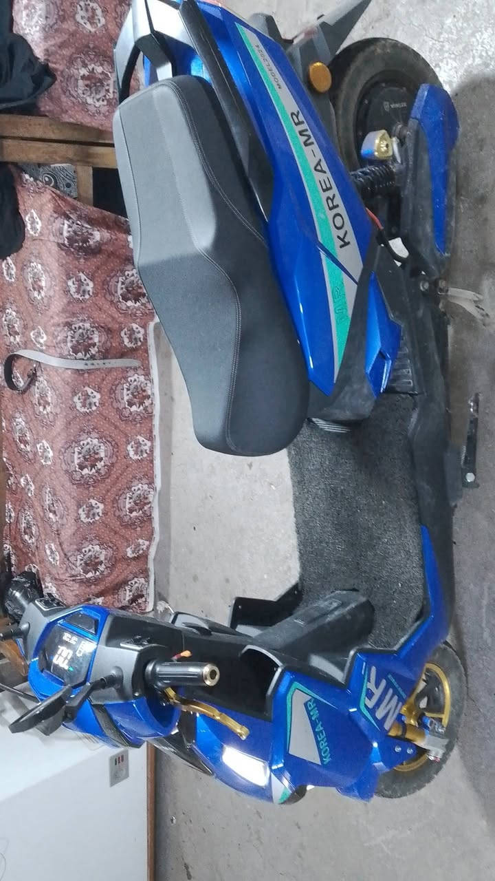 متاح ماطور كوري جديد كبل اتلاث اشهر اخذتو ماطور كلشي ما يعوزو شغل وطلع السعر 500 رقم الهاتف ***********
