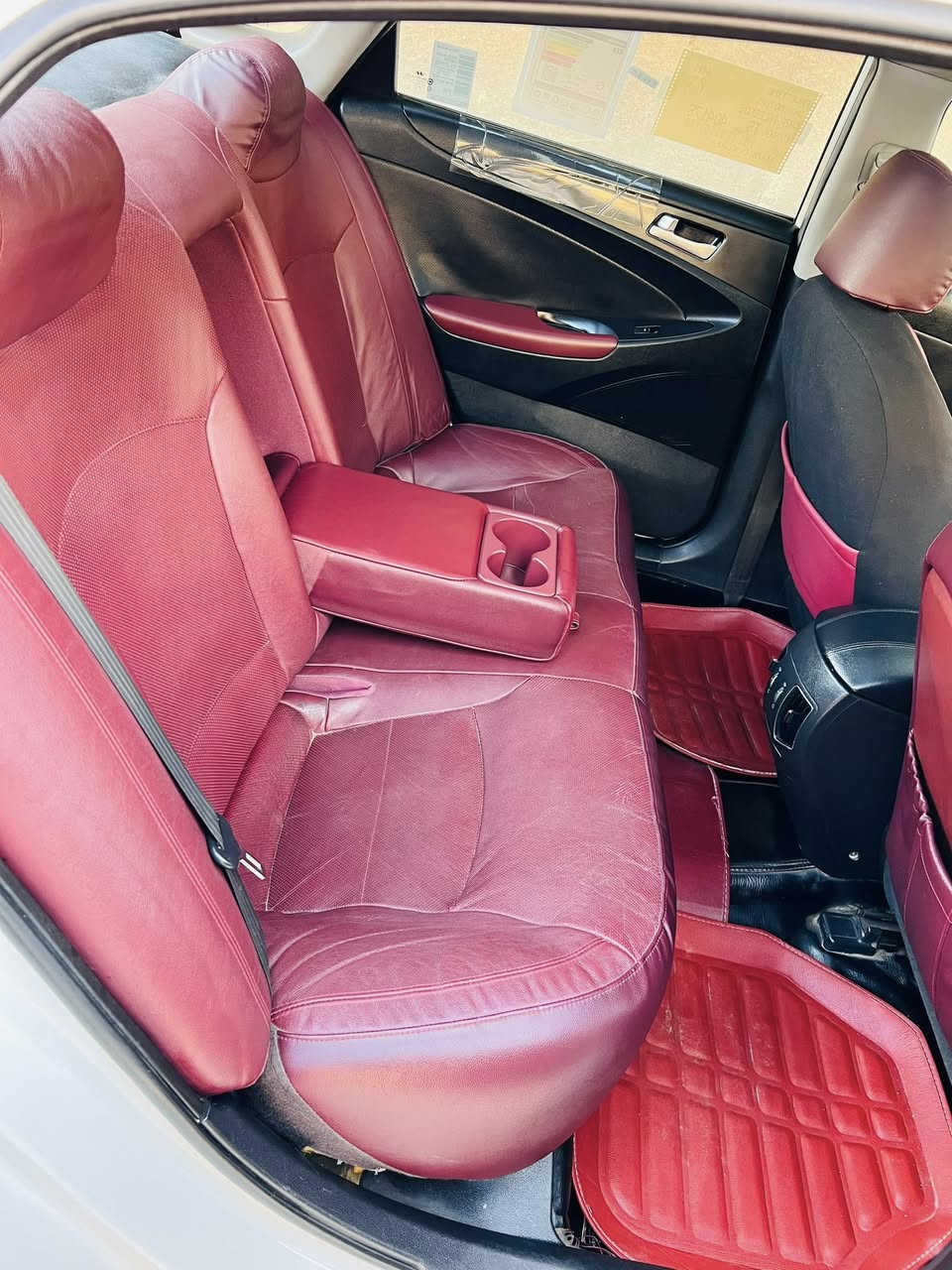 السلام عليكم..الى عشاق الجديد فقط

سوناتا 2014 خليجي فول مواصفات رقم بصره تحويل مشروع وطني السياره مكفوله من الضربه والتبديل بيه رش تجميل بالباب الامامي فقط والباقي مكفول السياره جديده جدا واحلى من الصور محرك 2400 دووش مامفتوح شرط بالكارتون جاهزه من كلشي مكينه وكير شرط الفحص حداديه ١٠٠/١٠٠ تبريد ثلج تدفئه تخم تاير جديد السياره بيه تراي وقياده تخبل مواصفات بانوراما سلايد روف طكتين تبريد خلفي مرايه شفط اشاره بالمرايه كشنات جلد دواخل ملكي اسود وماروني كشن كهربائي حساس خلفي لاقط ثلاث انضمه للقياده كروز سرعه شفتات استيرن تحكم بالستيرن ويل كب كروم لد امامي مكان السياره الناصريه السعر 136 للاستفسار ***********
