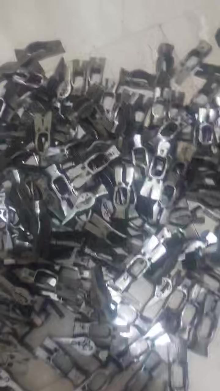 مطرقة صلب اصلي مكفولة ضد البرطشة والخرايط جلد طبيعي وهوكات وجميع عدد المعمار 
موجود شحن لجميع المحافظات وبعض الدول العربية +201004372969
+201032775854ثقتكم تهمنا


**إذا كنت صاحب هذا الإعلان وتريد حذفه لأي سبب، رجاءا أرسل رسالة إلى الدعم الفني**