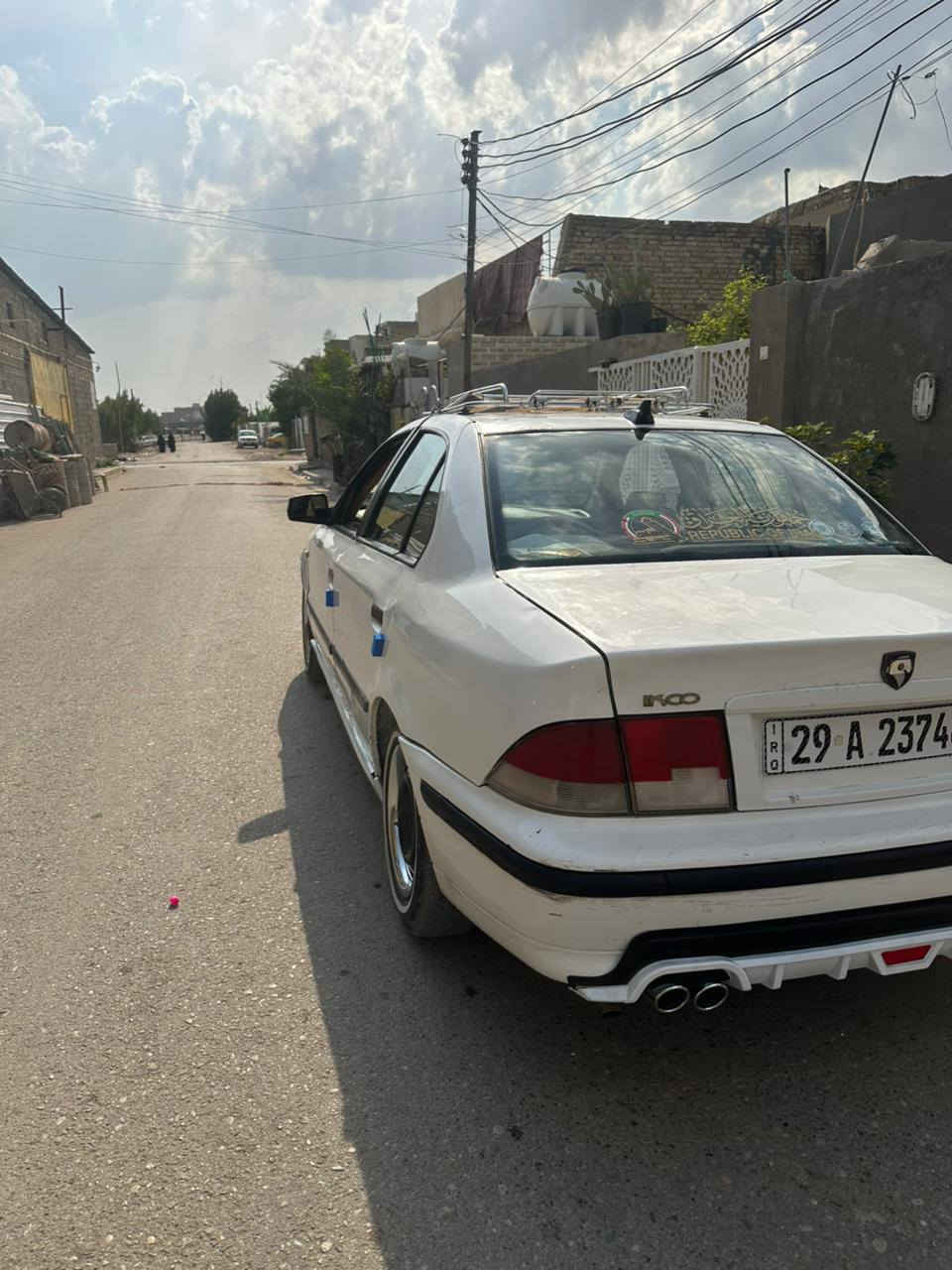 السلام عليكم سمند مديل 11سياره جديده وجاهزه من كلشي بس واير مال كمبريسر فقط سياره كامله من كلشي رقم واسط انكليزي سنويه لل30 وبسمي  مكينه وكير جدد ارضيه جلد كشنات جدد سياره جديد ‏‪***********‬‏ مكان سياره بغداد
