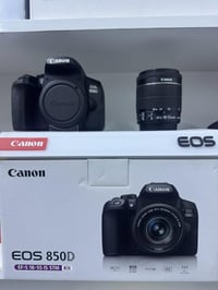 � إعلان للبيع – كاميرا كانون 850D 📸  للبيع Canon EOS 850D حالة جيدة مع...