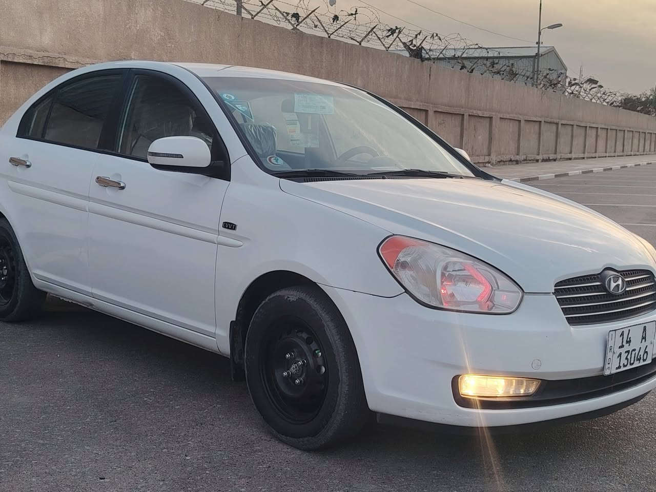 السلام عليكم اكسنت للبيع 2011 سياره كفاله عامه سياره جديده حلوه ما بيها اي نقص حداده تخم تاير كلها جديده مكينه جير مكان بصره الهارتي السعر 105 وبيها مجال بسيط كلش  ***********
