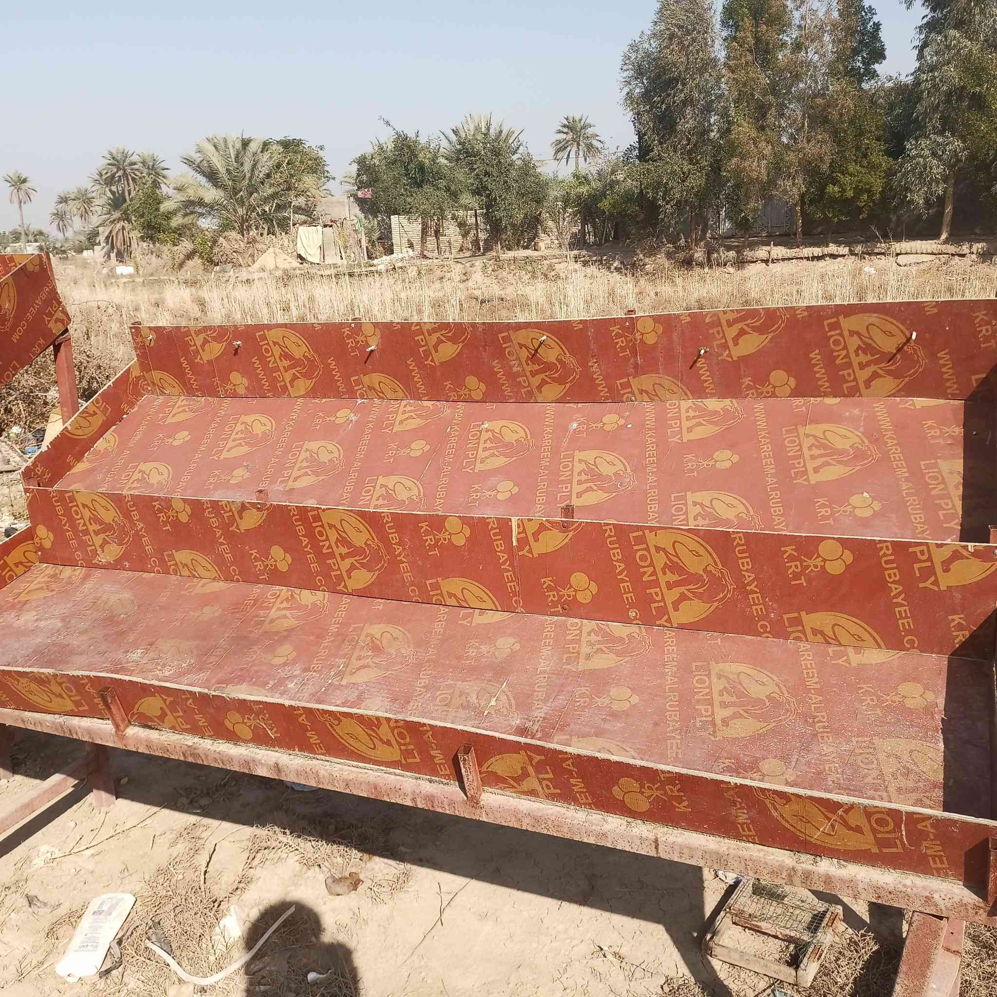 سلام عليكم من رخصت صاحب الكروب المحترم /ميوزه حديد مغلفات بخشب يعني رفوف مال بصطيه مخضر ميوزه تسكام /مكانهم جدول الغربي رجيبه منطقت البياش /سعر 300الف وبيه مجال الطيبين/*********** الله يرزق الجميع بحق محمد وال محمد الطيبين الطاهرين
