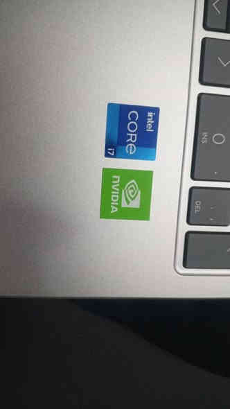 احمدالشمري*********** للبيع عنوان بغداد 
السعر 650  رقم الموبايل يشتقل واتساب واتصال
