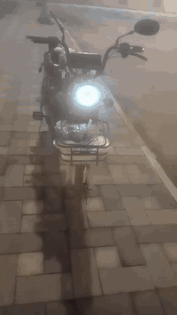 دراجة شحن • ٤ بطاريات • الكوت طشاش السايدين