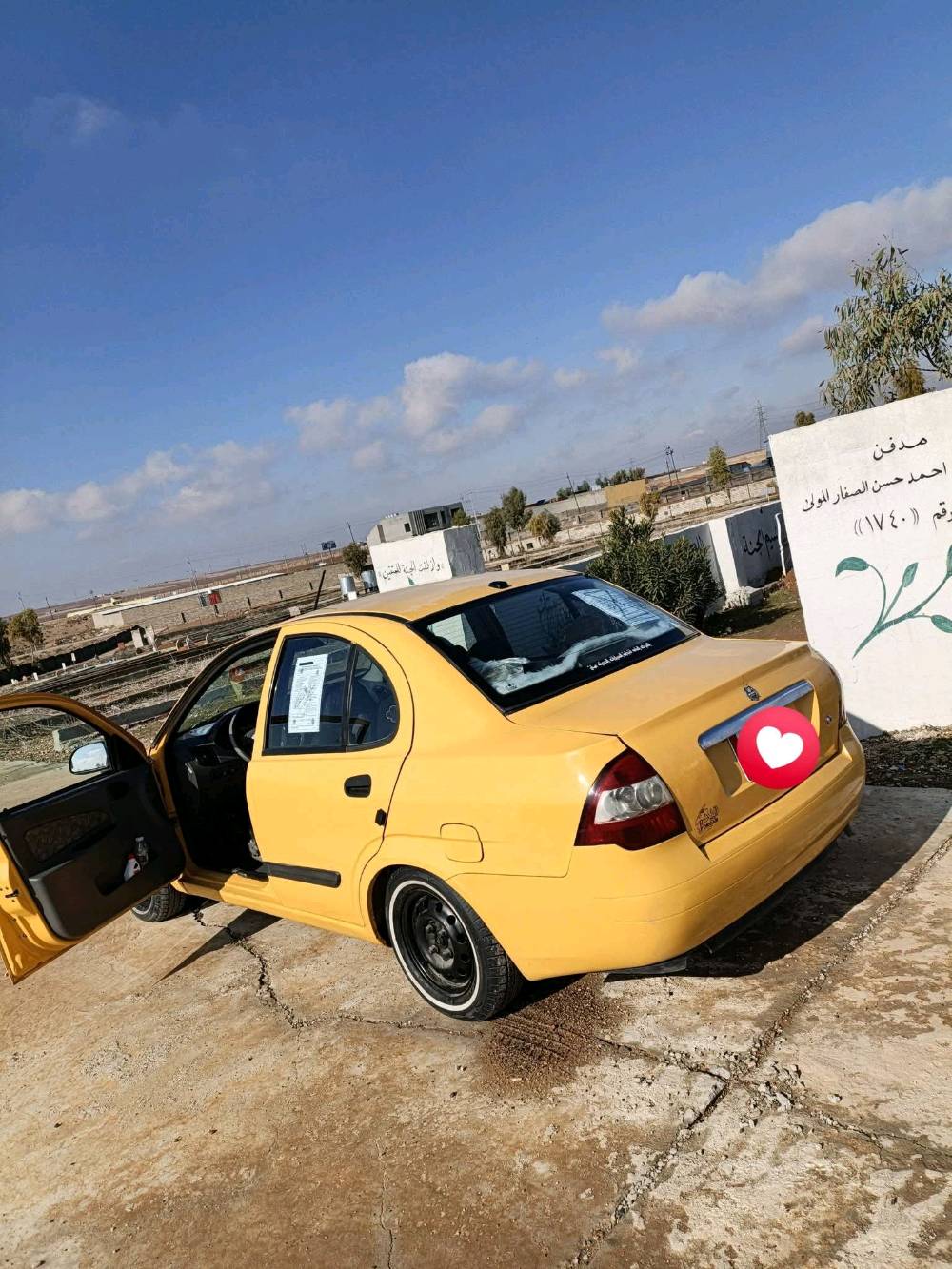 سايبا طيبه موديل 2016
رقم بغداد ألماني شرط التحويل والوكاله 
هيئه وغرامات صفر 
كاربون بانزين بيها 
محرك بخار وكير شرط 
صبغ جاملغ أمامي فقط بدون دواخل 
طخم تايرات جددد 
داخل دوشمه جديده 
السعر 42بي مجال 
العنوان موصل الايسر 
***********