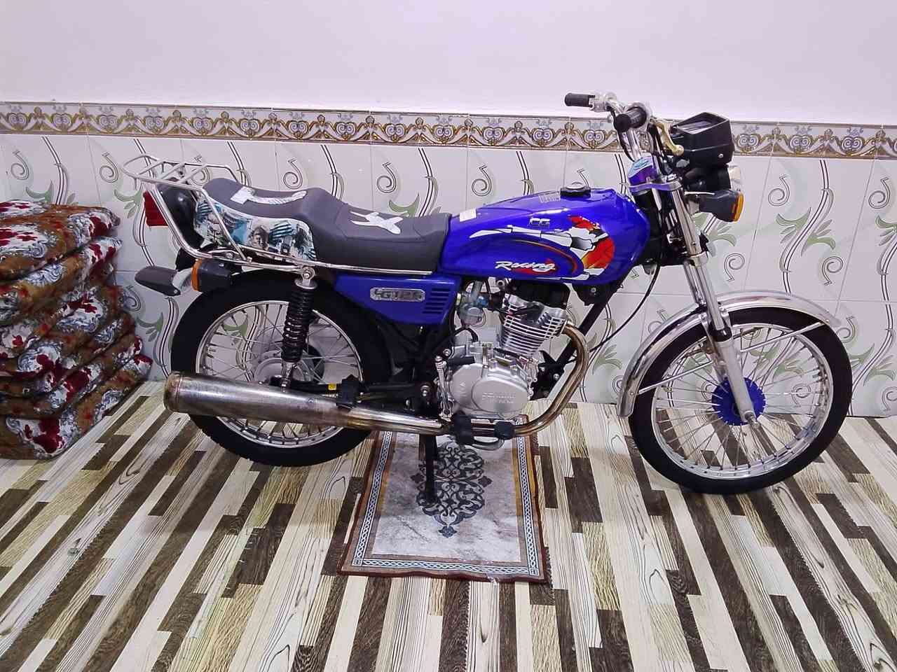 السلام عليكم دراجه نامه موديل 26 اوراق سكنر سعر 800 وبيها مجال العنوان البصره القبله***********
