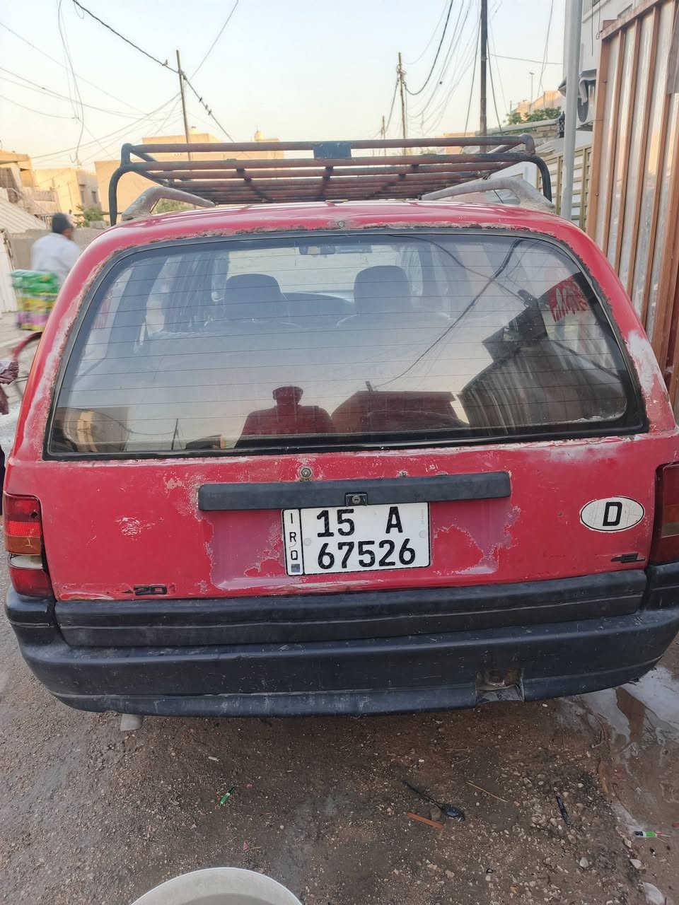 اوبل اوميكا ستيشن اوتماتيك موديل ١٩٩٠ باسمي
 محرك ٢٠٠٠ ينقص سيارة شغالة بس يرادله ترتيب
رايده ١٦ ورقة
للاستفسار *********** بي واتساب
