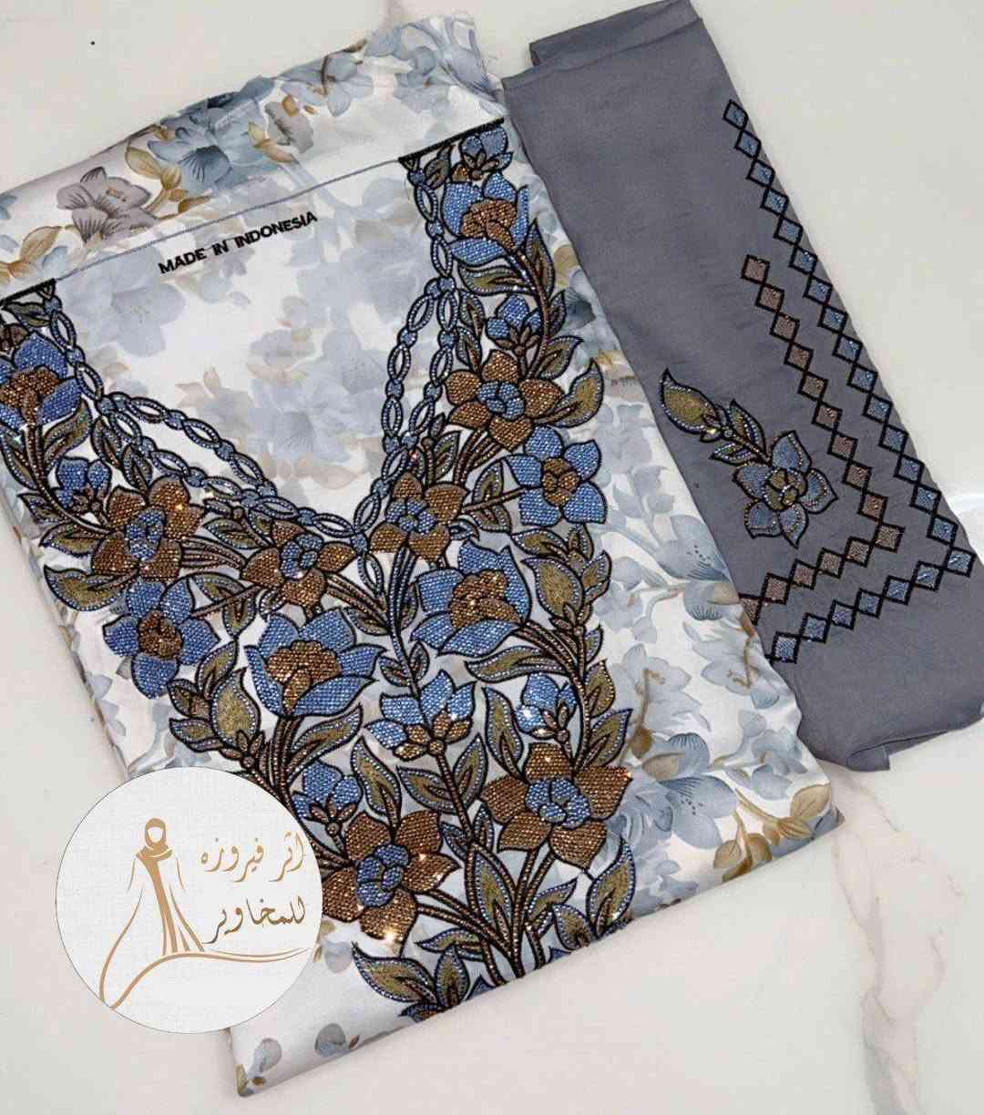 البيع جملة فقط التواصل على الخاص للاستفسار
✅تصاميم والوان جديده ✅
مخاوير حرير اندنوسي خام vip 
تطريز محفر مع ستراس  وشيله
قياس القطعه 4  متر 
(قماش فقط ما مخيط)


**إذا كنت صاحب هذا الإعلان وتريد حذفه لأي سبب، رجاءا أرسل رسالة إلى الدعم الفني**