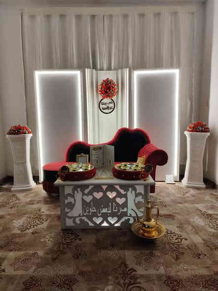 مجمع الحسنين لتاجير كوشات الاعراس تزين سيارات الاعراس باجمل الموديلات كافه الالوان حسب الطلب 
  اجمل الديكورات الحديثه وانسب الاسعار🔥
عروض امستمره ويانا الفرحه بفرحتين🤍 
تزين درج او المنزل او القاعات بلكامل كادر متخصص بتصميم الأفراح 
اي كوشه متعجبكم ممكن تغيرون بيهه تفاصيل التعجبكم 
ياريت الحجز قبل سبوع من المناسبة
الكوشه تشمل 
الشازلون والستان الخلفي 
ميز والمحقاته مهر أو حنه
ستان ذهب أو حلقات شمعدان صواني بخت بيضات 
استان كيك ماعون شوكات سكين كلاصات عروسه مرايه قران قند  مغطس دفوف للحنه اناره

وفرنا لكم  جوادر الخطوبه بلون الاحمر والابيض تاجير كراسي كراسي وباسعار كلش مناسبه 
 طبلات ميوزه  كافه الامور ديجي وآلات الطبل 
للاستفسار ***********
المسيب حي العسكري مع خدمه توصل وتدللون علينا  ونتمنا لكم حيات سعيده
