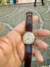 ساعة • انكر الماني • نظافة ممتازة