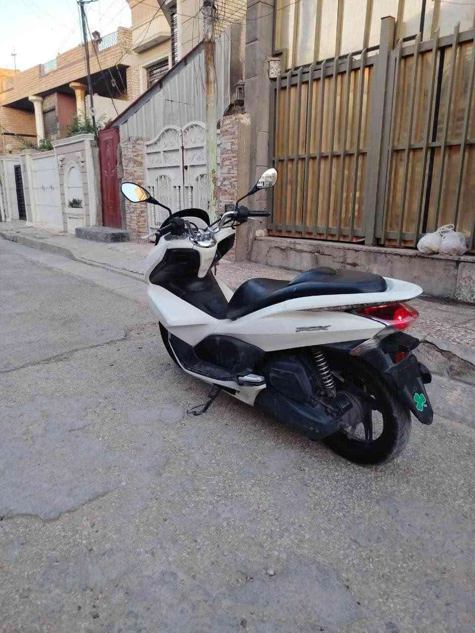 ‭***********‬ psx الجيل الاول بلاديه كلهه 
السعر بمليون 400 وبيهه مجال اخوان مكلف بلنشر مو الي الدراجه  اتصل بلرقم بغداد, العراق
