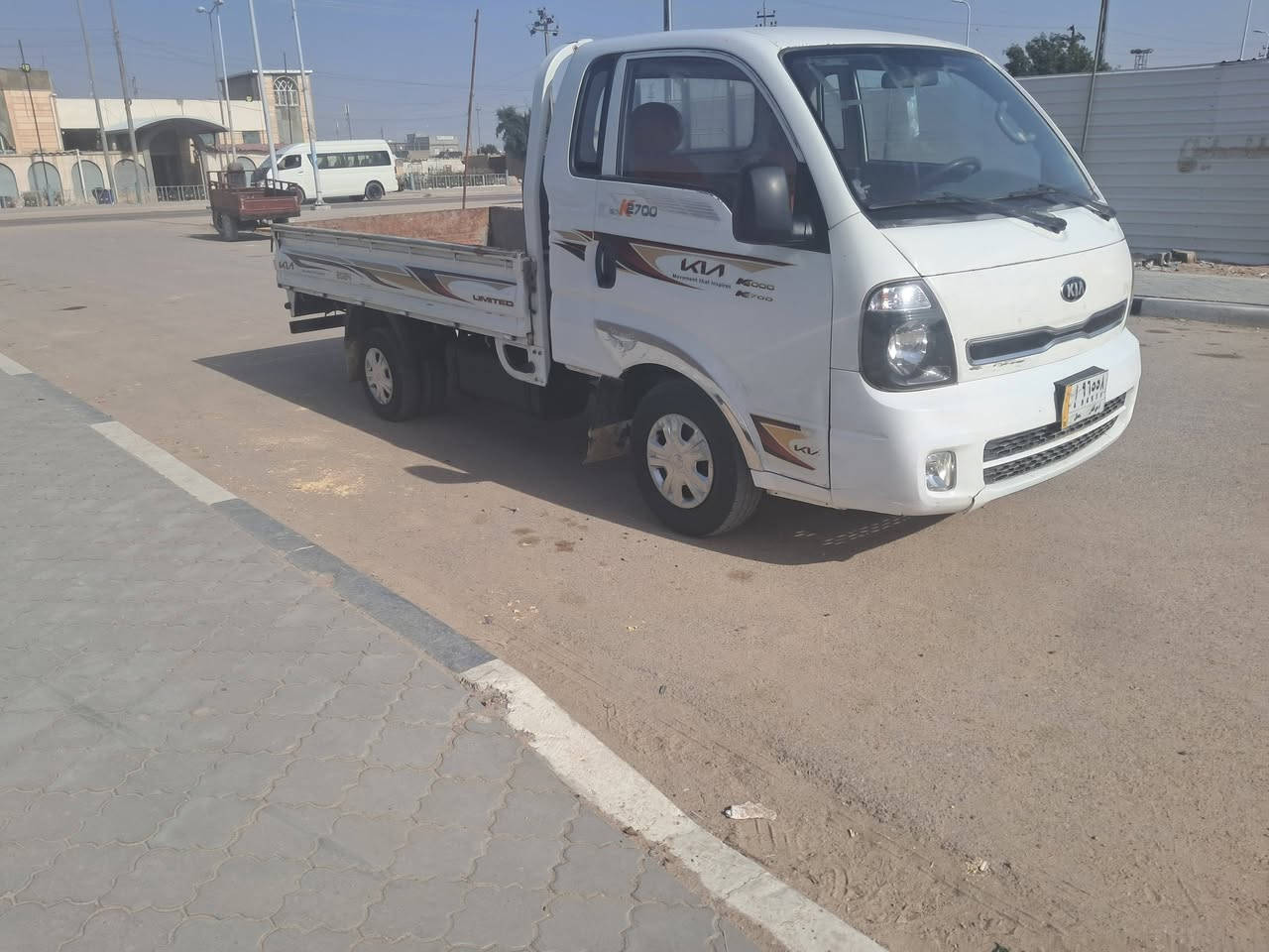 سلام عليكم كيه موديل ٢٠١٦ رقم ذي قار مشروع وطني مكفوله من الضربه والصبغ والعيب الشرعي مكينه شرط لا تبخير ولا تنقيص حداديه جديده تخم تاير كهربائيات سعر ٨٨ العنوان البصره***********
