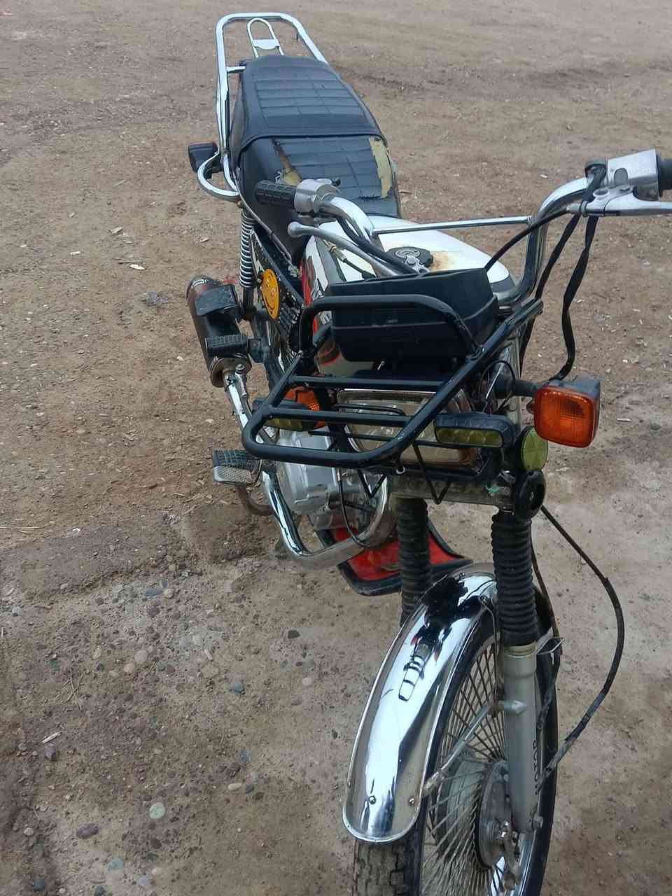 سلام عليكم اخوان ماطور تايكرللبيع موديل2021 المكان بل نمرود قرية العباس والنجفية السعر خاص وبيكم خير وتدللوم ***********
