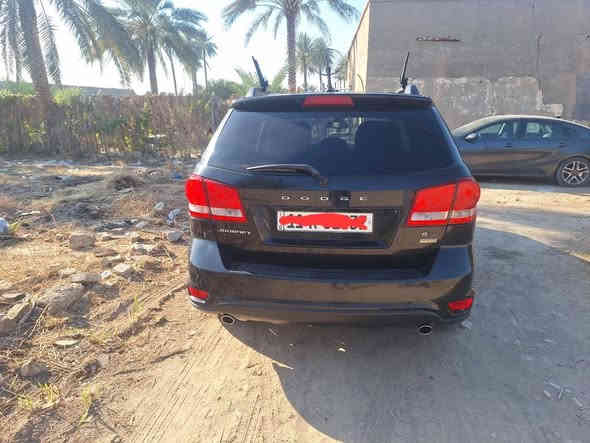 دوج جورني 2012 كروز رود 
مواصفات
3قطع تبريد مركزي  محرك
6 سلندر 3.600
7راكب تحكم استيرن
 كشن جلد جكمجة سري2 
كشن كهرباء
دخول ذكي
بصمه أبواب +تشغيل
ويل بلاك 19
شاشة بلادي كير محرك خير من الله سنوية بغداد بأسمي ضرر فقط تبديل جاملغ الأيمن صبغ بنيدفقط بدون ضرر شواصي   البدي مكفول  ولمعرفة السعر ***********
