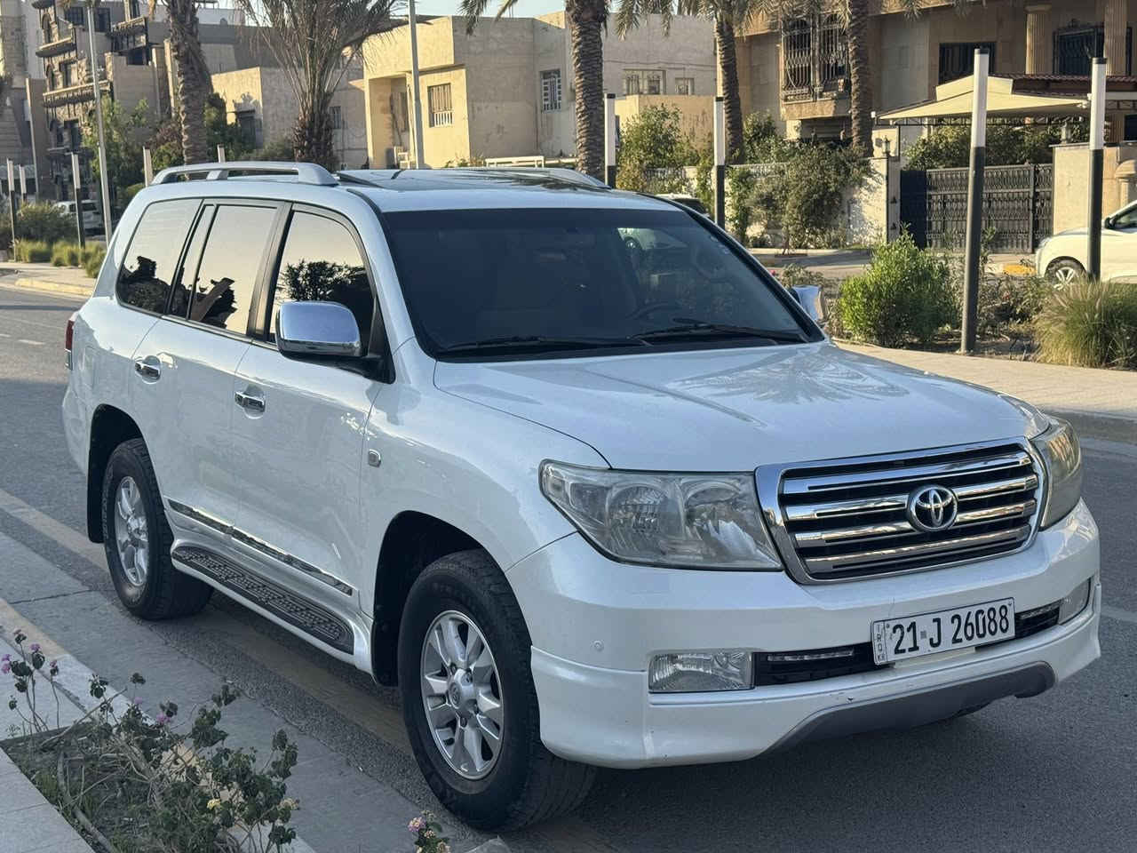 السلام عليكم 
لاندكروز 2011 
فول مواصفات ماعدا كشنات مخمل 
مكينة V6
العداد 250 مشي حقيقي 
مكفولة كفالة عامة عل فحص من البارد والصبغ والتكحيل 
للاستفسار ***********
بغداد اليرموك
