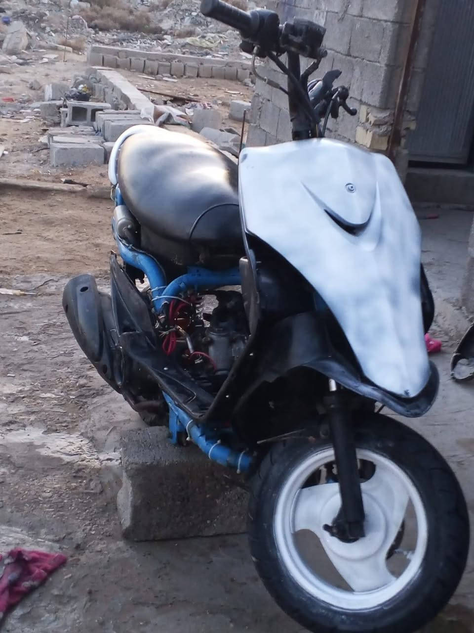 دراجة عدلة مال لعب مكينة 55دراجة ناعمة شلعة ومعدل شك الكاع عوزهة بس كابريتر متوازي ع بيعتهة رايدهةب300وبيهة مجال ***********.. واتساب فقط العنوان بغداد العبيدي اكرر عوزهة بس كابريتر
