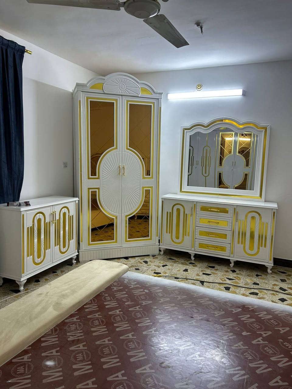 معمل نجارة الايهم 
غرفة نوم 6 باب ملحق داخلي نقش CNC 
تطعيم سيبو. ذهبي حسب طلب الزبون
تم تسليم طلب احد الزبائن في المدائن
للستفسار مراسلة الصفحة او اتصال
***********
***********
عنوان بغداد بسماية مقابيل مستشفى الجامعة اللبناني
يوجد خدمة توصيل
