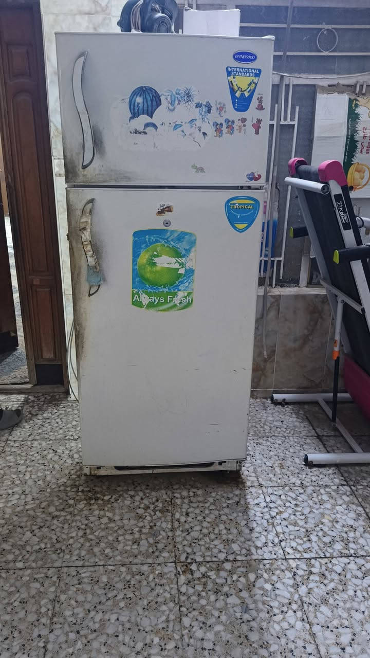 للبيع كل حاجه وسعره الحاجة إلى اتعجبك أخذ إله صوره وادخلي خاص وتد اللون أو إتصال ( ***********
