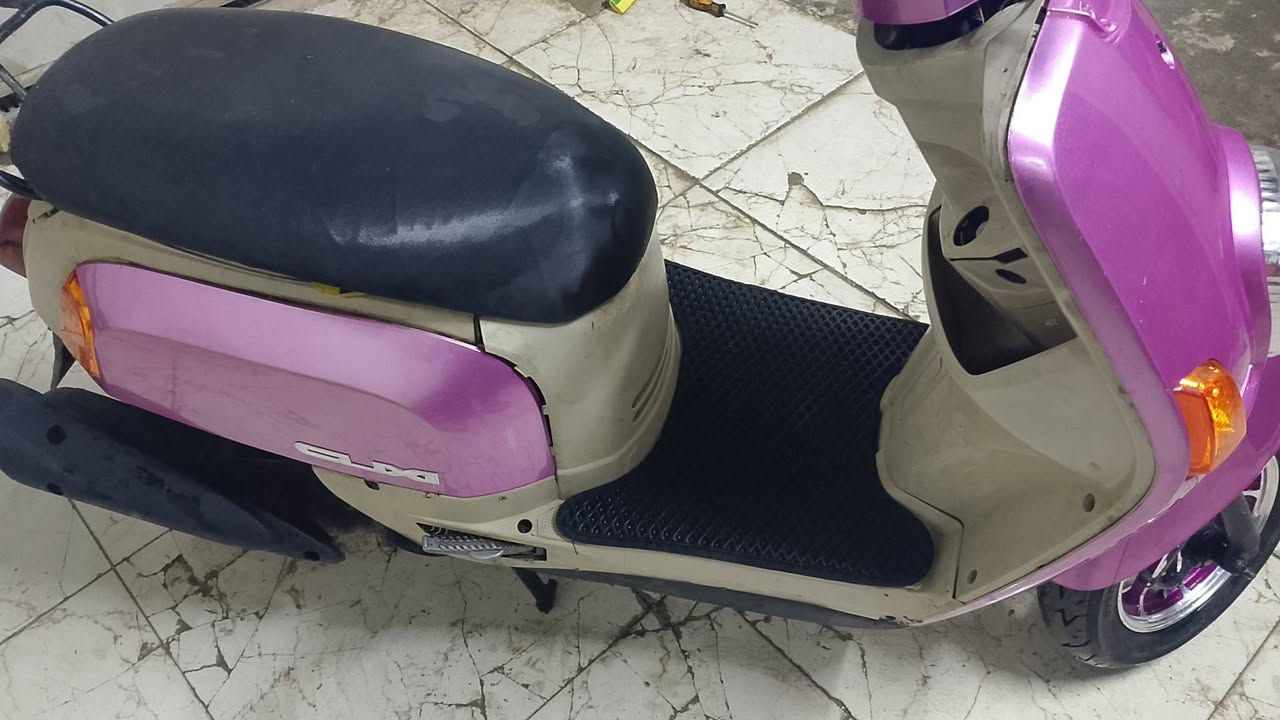 نقص قبق باتري وهلال هندر وصوت بلكلج الامامي وبيها كطعه خفيفة جدافقط كهربائيات شغاله ب450سعرها مجالها بسيط جدا ***********
