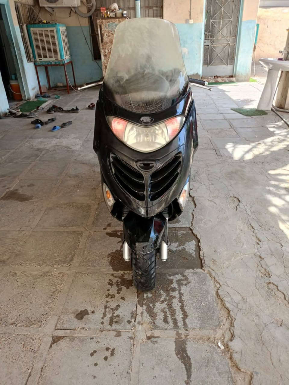 السلام عليكم دراجه كامكو دنكه للبيع ضفيره جديده كابريتر جديده كهربايات كلها شغاله راديتر الدراجه جديده جاهزه من كلشي بسس ادير وماتشتغل ماعرف شنو السبب لاستفسار عله الرقم....***********
