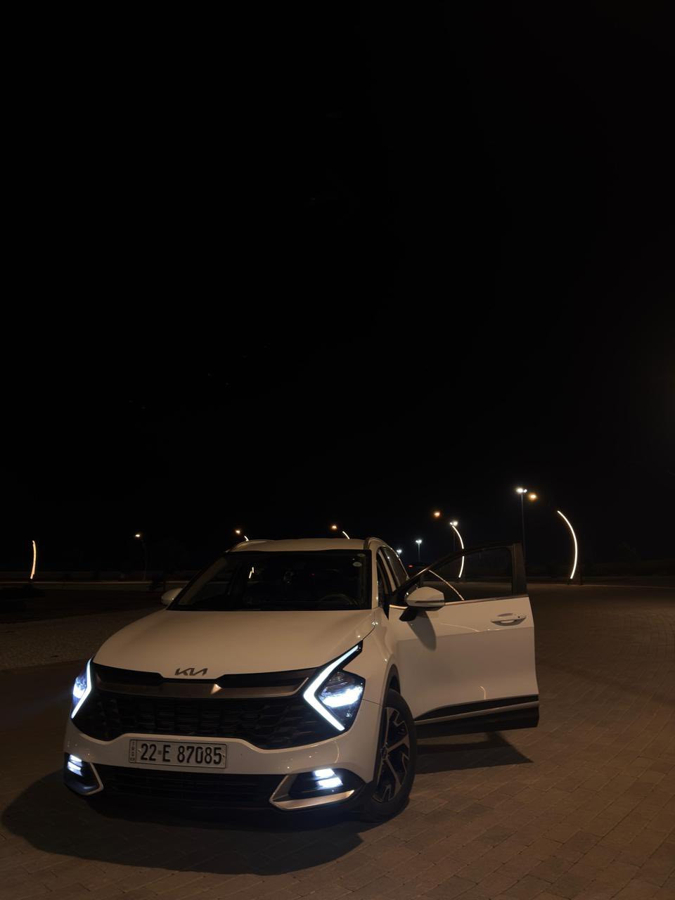 السلام عليكم
كيا سبورتج 
موديل 23 
ماشيه43 
مواصفات نص فول 
كفاله عامه
السعر 21.000$
***********
