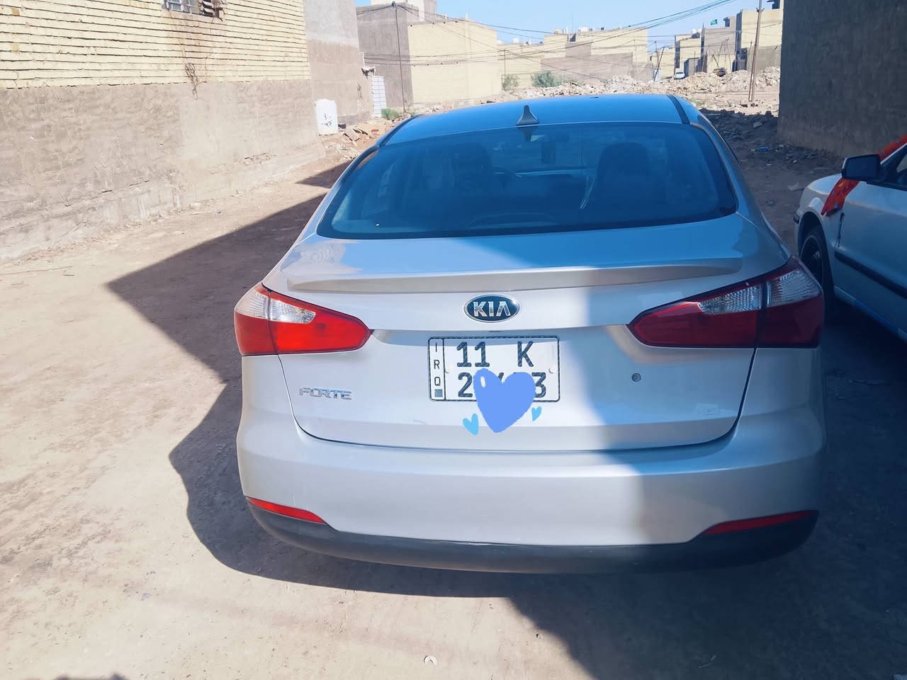 السلام عليكم فورتي 2015
حادث حرق مكينه ع اثرها مصبوغة جاملغات الامامية ثنين وتبديل بنيد وضربة بالجاملغ الايمن حالوب بالقمارة وباقي الامور موضحة بالسونار ضربة بالباب خدوش رصعات هاي الامور السيارة نصبتها تجي وتشوف تخبل 
كير مكينه تبريد خير من الله تحكم ستيرن مري كهرباء شاشة كامرا رقم بغداد بسمي سنوية 29 وهزه جديدة تحويل ثاني يوم السعر 90 وبي مجال حك الجية 

متواجد وتساب فيس اتصال
 ‏‪***********‬‏
