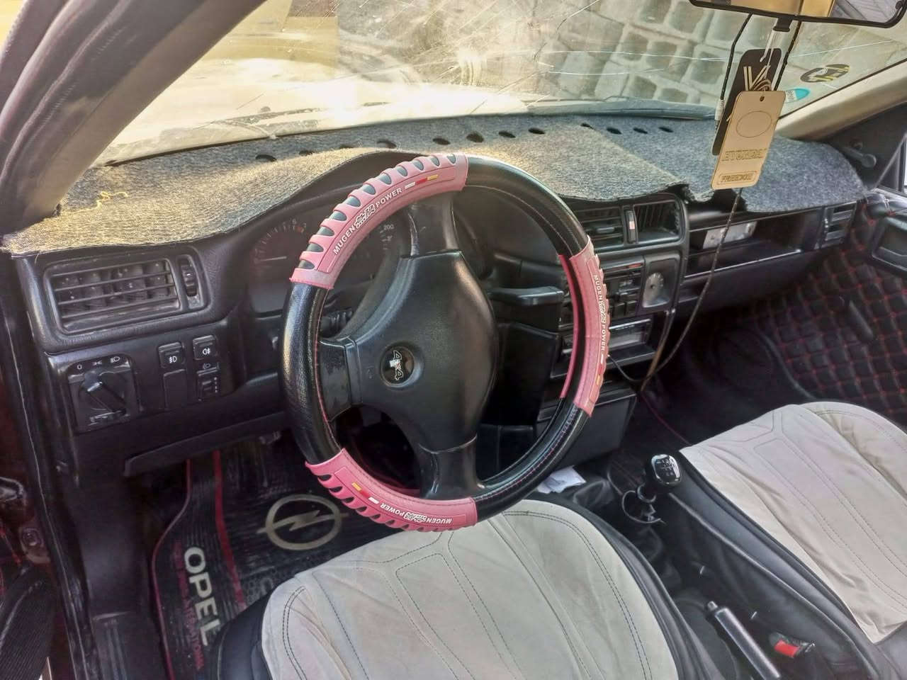 سلام عليكم اوبل للبيع سعر 33مكاني كركوك هاتف ***********
