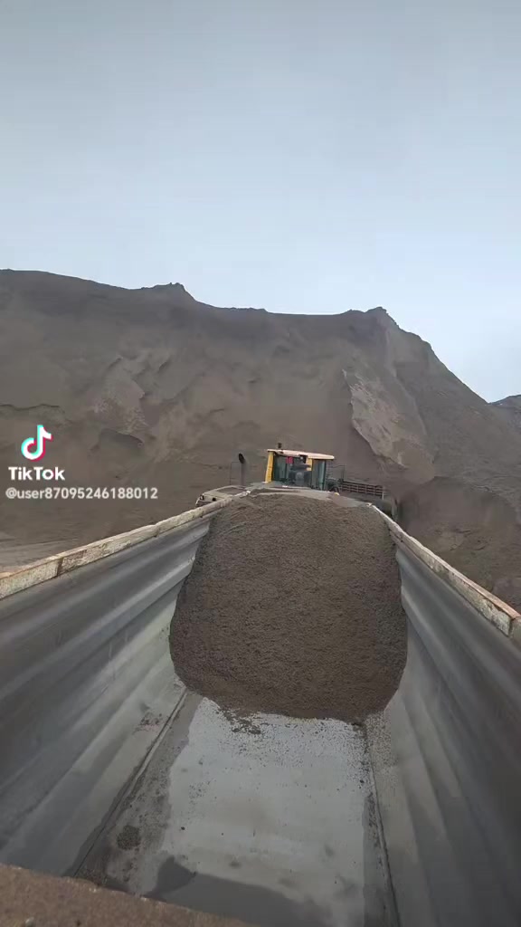 متوفر ايش بنته وشيش وبلوك رمل رمل احمر واسود وسبيس وحصو وجلمود انواع المواد متوافقه ***********
