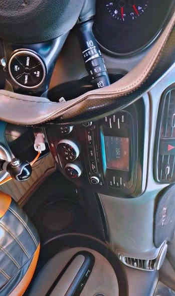 كيا صول موديل ١٦ بغداد بئسمي مشروع وطني محرك ١٦٠٠ جي دي اي وارد أمريكي ظربته شبر بلباب والجاملرغ نفسه جه السايق للاتصال *********** سعر ١٢٢ وبيها مجال للشراي مكان سياره بغداد ناحيت رشيد خلف قاعة الحميري
