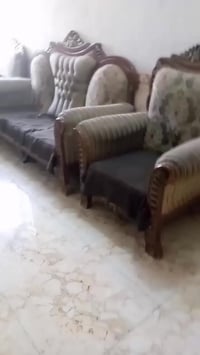 طقم كنب ٦قطع • يحتاج تعديل • الشطرة