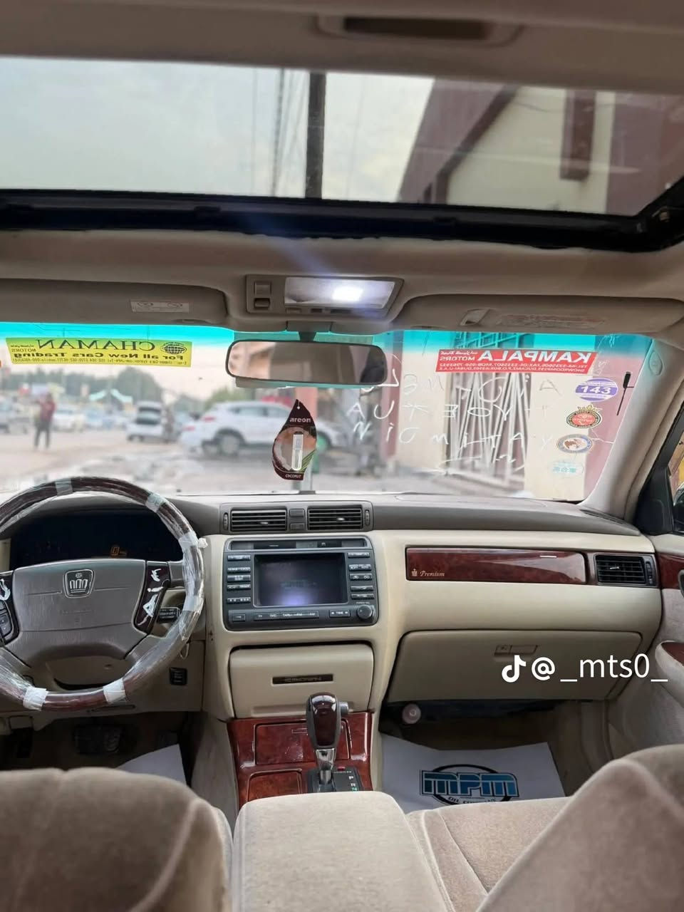 ملك الالوان 🤭
ملكه للبيع سياره كركوك مدفوع كمرك وقرص كامل 
كفاله عامه كص وظربه وشخوط ورصعات وصوليات 
سياره فول موصفات 4 دكم اصل تبريد امامي خلفي 
ستيرن كهرباء 4 كراسي كهرباء امامي وخلفي مري شفط تحكم ستيرن ستيرن كهرباء برده خلفيه فتحه 
تحوير نجف بيت مديد ودشبول عارف العيساوي 
محرك ديفور الجبير شاصي 75 محرك وكير ستوني شادهن حداديه من الطول للطول كله جديد سياره مال جناي وجديده بلكارتون مال جناي وفول 1ع1 كلهن بيها 
داخل بيجي دبل شاشه الكتروني وعادي اريل خلفي اصلي لحيه اماميه اصليه  سياره ما عايزه البرغي لوحات حديد وملسق سنويه عظم فقط باقي فلوس الرقم ويل نجمه اصلي جديد وتخم تاير جديد الشراي يتصل بيع فقط بدون مراوس وفقط نقد مكاني نجف  
سعرها 125 وبيها مجال الاستفسار ***********
