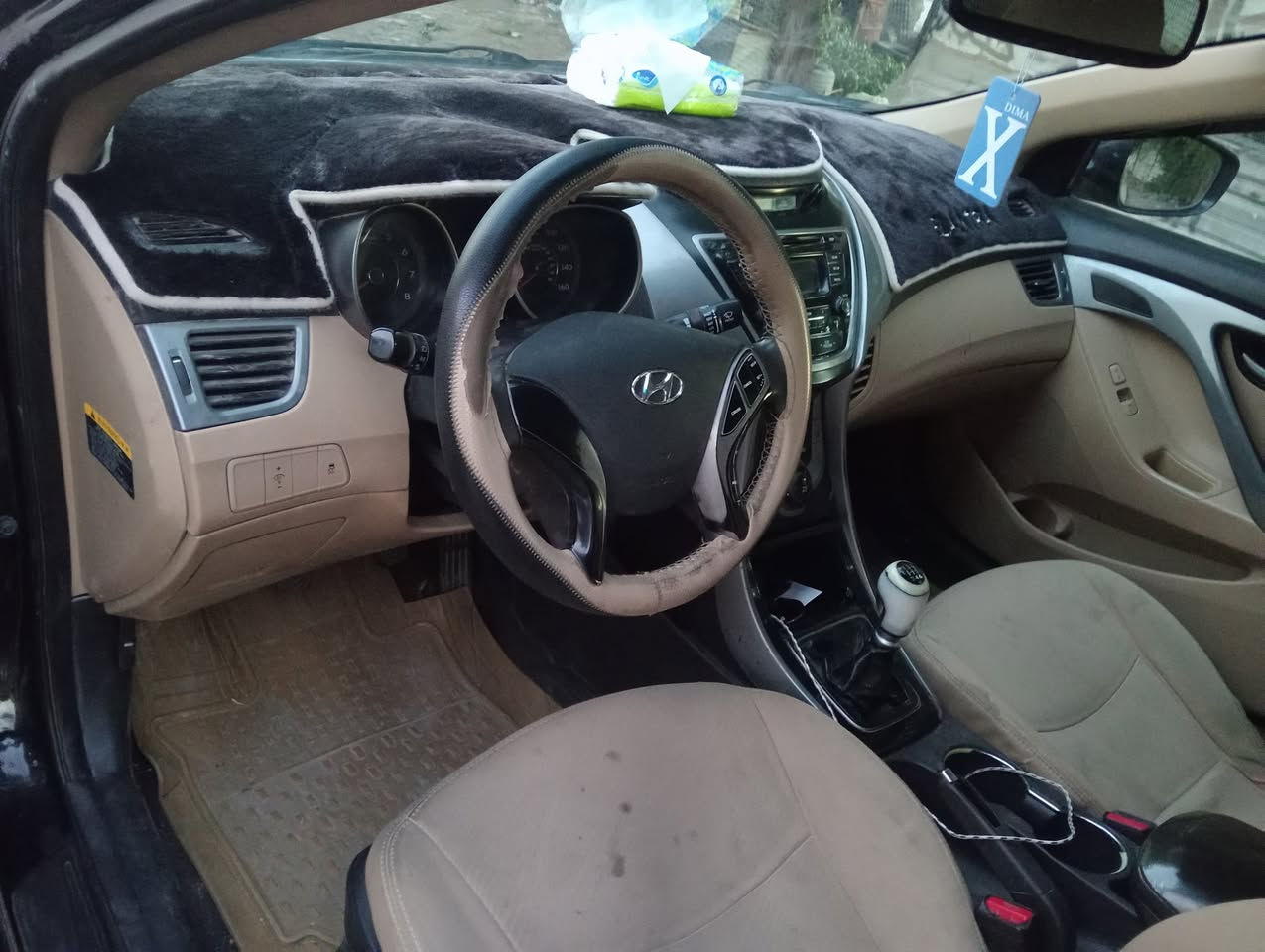 سلام عليكم النترا موديل 2013 وراد امريكي حادثه الباب السايق امبدل وصبغ جاملغ امامي بدون تبديل
مكينه وكير كير عادي وحداديه وتخم تاير وتبريد كفاله 
رقم بابل  تحويل مباشر حساس تحكم استيرن  مكينه 2000 دوش لا تنقيص ولا تبخير
السياره جديده وجاهزه كبل للشارع 
السعر 94 وبيه مجال 
الاستفسار
***********.  ***********
مكان السياره بغداد البياع الرافدين
