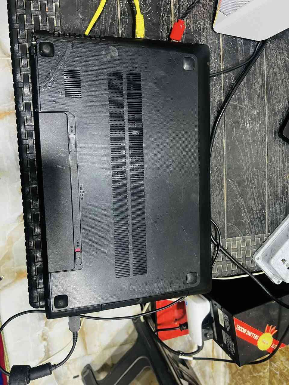 السلام عليكم لابتوب للبيع
مواصفات
i7 3612QM
كرت شاشة داخلي 2 كيكا
كارت شاشة خارجي 2 كيكا
رايدن M200 
رام8
هارد SSD 256
النقوصات الي بيه:
بطارية خلصان عمرها
 مجرد تبدلها لا اكثر ولا اقل
والنت يربط وايفاي شوية ويفصل تشتريله قطعة نت بخمسة سعرها مو فد مشكلة
او تربطه كيبل بكيفك
السعر 120 وبيه مجال للشراي


**إذا كنت صاحب هذا الإعلان وتريد حذفه لأي سبب، رجاءا أرسل رسالة إلى الدعم الفني**