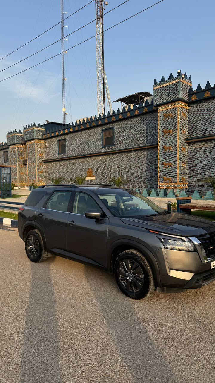 کوردی/عربی

نیسان پاس فاندەر مۆدیل 2023

 بەس چامڵخی پێشەوەی سبوخە لەگەڵ تۆزێک داحامیەکەی 

سەنەویو شتی هەموی نوێیە 
سەیارەکە تابڵێی جوانو خاوێنە 
 

📞 ***********

‎نیسان باثفايندر موديل 2023

‎مصبوغ فقط الجام الأمامي مع جزء بسيط من الدعامة الأمامية.

‎السيارة سنوية، وجميع أمورها جديدة.�تابلوه نظيف وجميل، والسيارة نظيفة جدًا ولا توجد عليها أي ملاحظات.

📞 *********** أربيل, العراق
